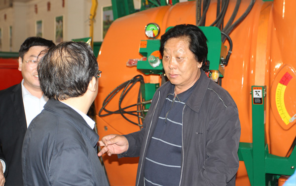希森集團董事長梁希森先生會見科技部領(lǐng)導(dǎo)